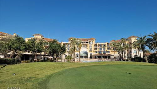 Luxury Villa - Pet Friendly & Free Parking - Foto 5