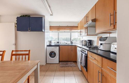 Spacious Home by Lee Valley Rafting Waltham Cross - Foto 22