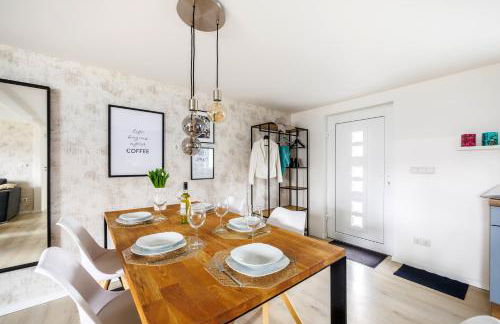 Ferienhaus Seeliebe 70 QM I 2 Schlafzimmer I 5 min zum See I überdachte Terrasse I nahe Werbellinsee - Photo 9