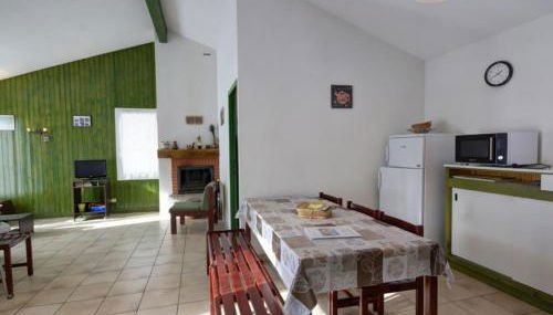 Chalet confortable avec cheminée et jardin, animaux acceptés - FR-1-496-164 - Foto 4