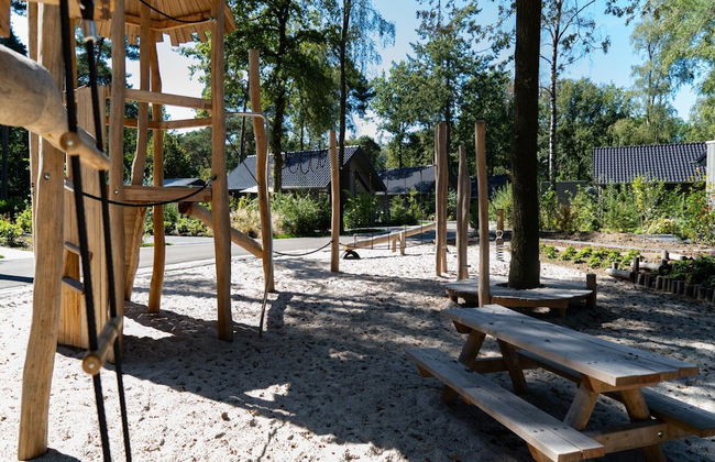 Lodge in Netherlands With Furnished Terrace - Photo 23