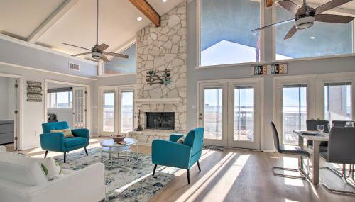 Private Deck & Grill: Sunny Lakefront Escape - Photo 4