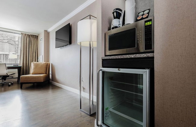 2500 Penn, a Placemakr Experience - Photo 12
