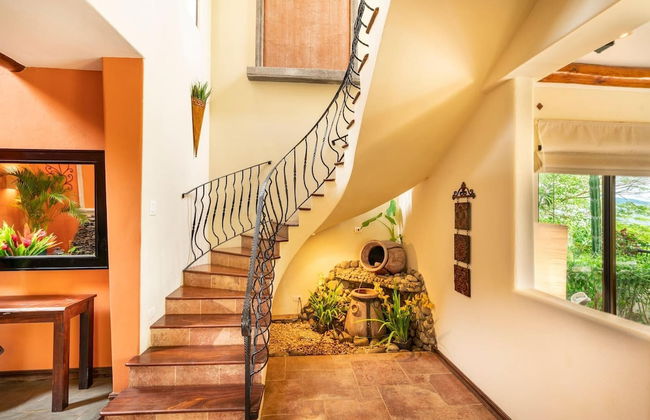 Hacienda-style Villa With Pool and Sweeping Ocean Views Above Potrero - Photo 38