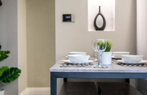 Two Apartments in One , City Centre, Sleeps 11! - Foto 19