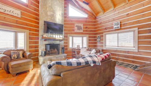 True Log Cabin with Game Room, Year-Round Views - Foto 4