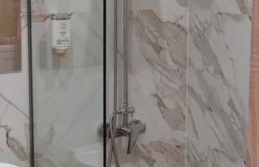 FOUR REASONS - Foto 46