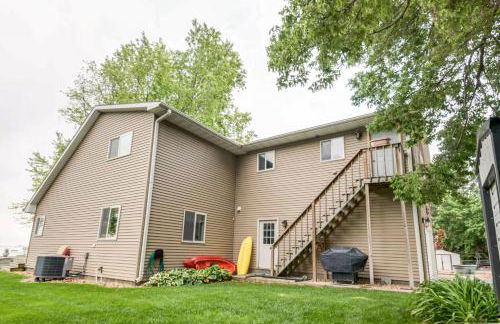 Waterfront Johnson Lake Getaway with Fire Pit! - Foto 24