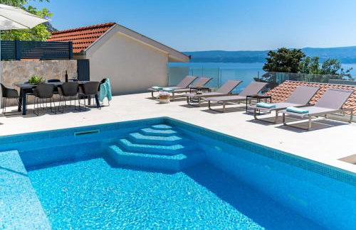 Villa Atopos with heated private pool, 5 bedrooms, Cinema room, panoramic sea views - Foto 3