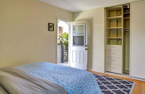 Entire House,Convinient location in Los Angeles , near Universal, Hollywood, Pets Friendly, Free WIFI - Foto 18