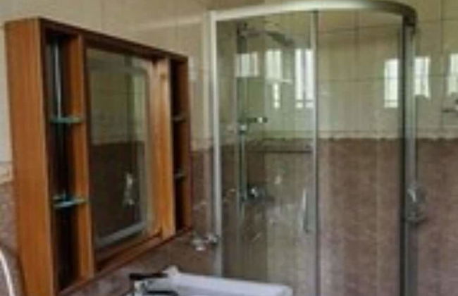 Malachite Apartments - Photo 8