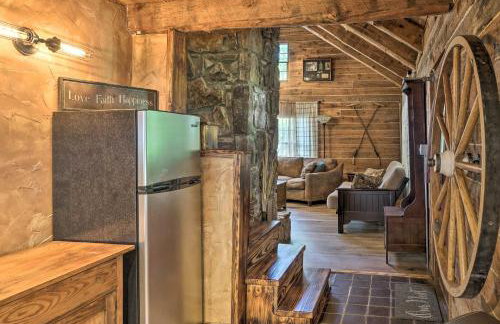 Peaceful Log Cabin Escape Near Table Rock Lake! - Foto 10