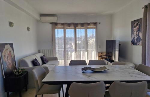 Large 3-bedroom apartment Port Vauban - Foto 21