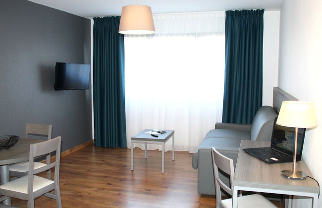 Zenitude Hôtel - Résidences Nantes Métropole - Foto 18