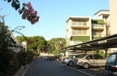 Stylish & cosy 3 bed apartment! - Photo 18