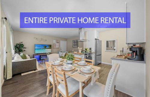 Entire Private Home with 2 Bedrooms 1 Bathroom, King Bed, Pool, Hot Tub, 2 Parking in Mira Mesa Available Now - Photo 1