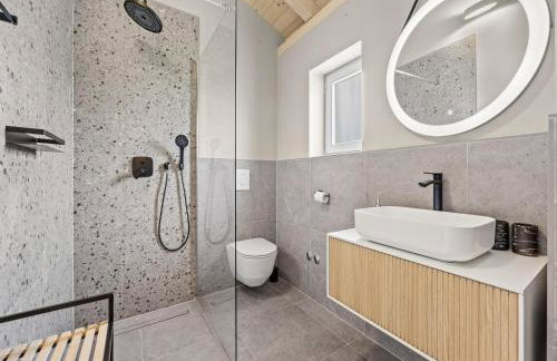 Elegant Family Retreat with Pool in Istria - Foto 35