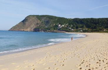 Apartamento em Itacoatiara ao lado da praia - Foto 49