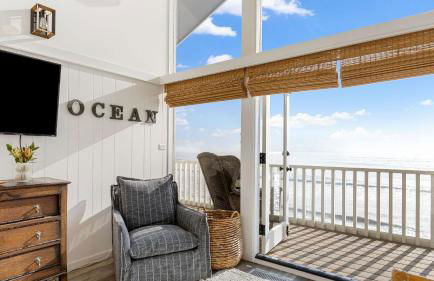 Unbeatable Beachfront Bliss w/ Ocean Views, Luxe Interiors & Patio Beach Road - Foto 37