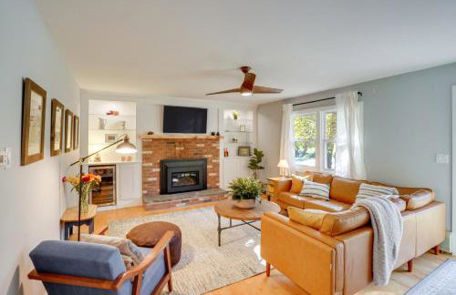 1 Mi to Dtwn Cottage with Large Yard in Stockbridge - Foto 3