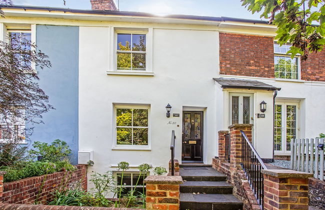 Peaceful Elevated Residential Area - Walk to City - Foto 19