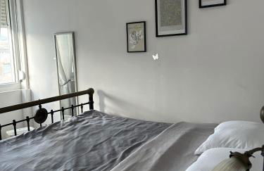 Moderna Yaya - Andros Chora - Foto 1