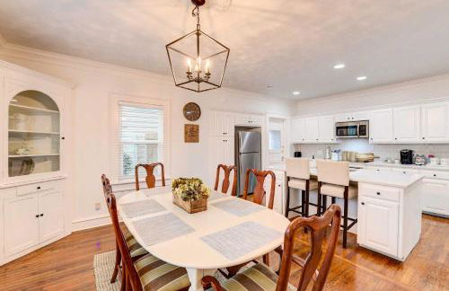 2 Mi to Dtwn Waco Home with Shared Yard! - Photo 2