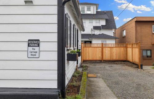 Downtown location Near the Beach Dog Friendly - Photo 50