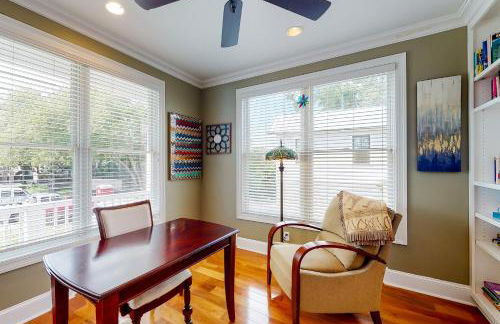 Fantastic getaway with private pool, deck, game room, AC & fast WiFi - Foto 15