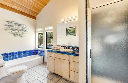 Urban Escape Compound - Photo 12