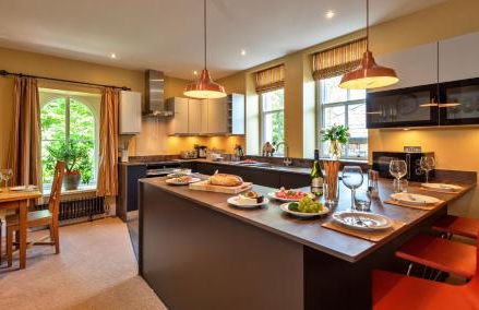 Finest Retreats - The Old Post Office Apartment 3 - Photo 6