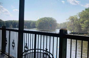 Pelican's Nest, Caddo Lake Cabins, with Kayaks - Foto 19