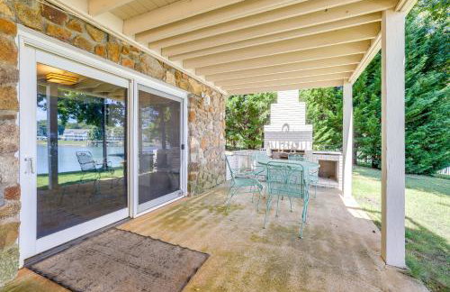 Smith Mountain Lake Retreat with Private Beach! - Foto 17