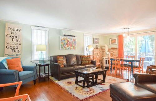 Home Near Oceanside Beaches Dog Friendly - Photo 8