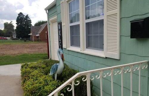 BLUE FLAMINGO'S CHARMING HOME-Heart of Tulsa2- Cherry St-Expo-11th - Foto 5