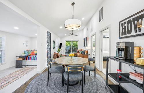 A Hoot's Nest-Lux Boutique Bungalow near Downtown! - Foto 11