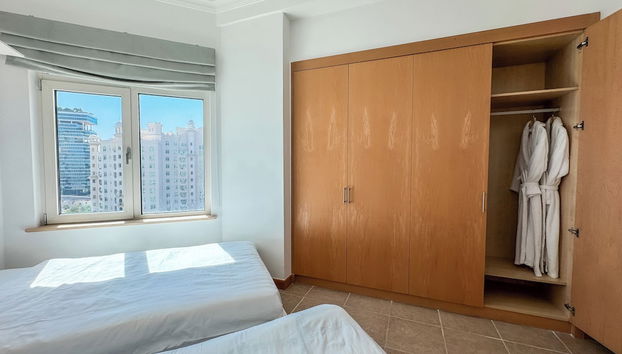 Upgraded 2BR Apartment at the Beach - Foto 2, Habitación