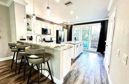 New 3BR w King Beds, Pool, Modern Elegance - Foto 7