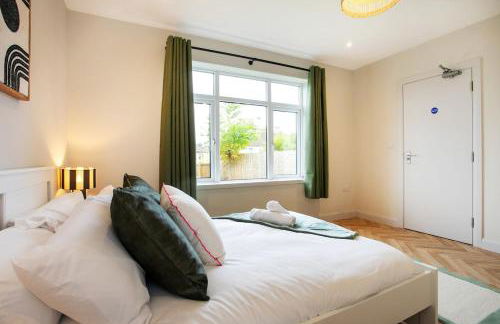 4 Bed Contractor Accommodation in Longbridge - Foto 4