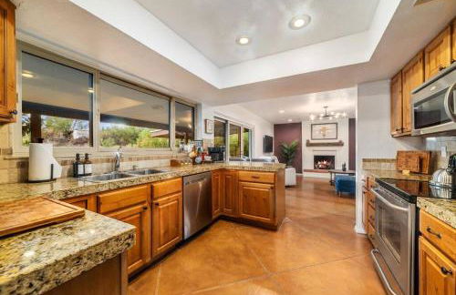 Tucasa - Private Backyard Resort - Theater - Foto 13