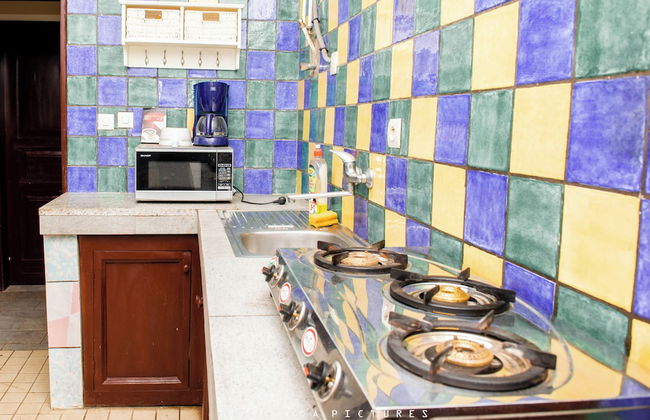 Odza, Modern Apartment, 3 Bedrooms, Private Parking - Photo 15