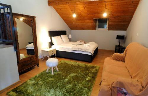 Apartments & Rooms Latin - Photo 8