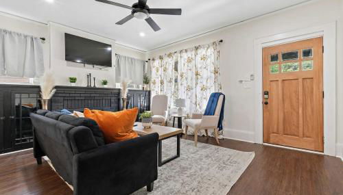 Modern Gem 2 Homes Rental Sleeps 10 - Foto 4