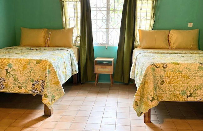 Yancey Largo Villa Perfect Jamaica Ironshore Getaway w Private Pool and Onsite Staff Services by RedAwning - Photo 20