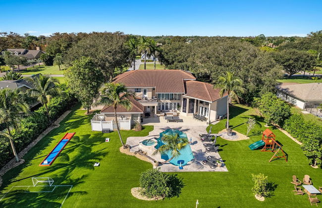 Luxurious 7-Bedroom Villa with Pool & Games - Foto 60