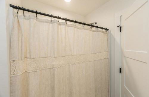 Burnett Cottage - OG - Photo 21