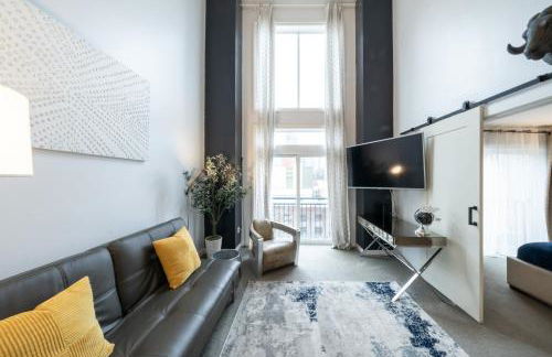 Modern Downtown Top Floor Penthouse With Bay Views - Foto 2