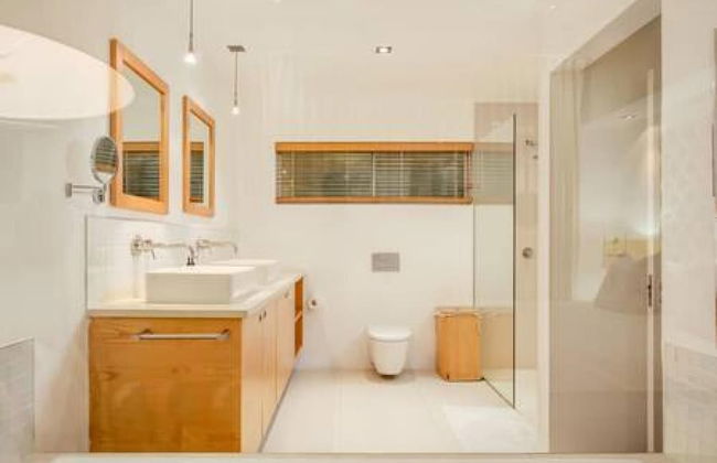 Immaculate Camps Bay Villa w Jacuzzi Views Pool Villa Grenache - Photo 41