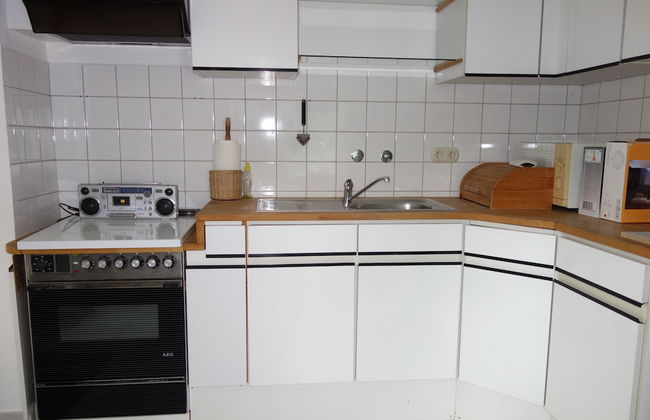 Tolstov-Hotels Large 3 Room Apartment with Garden - Foto 28