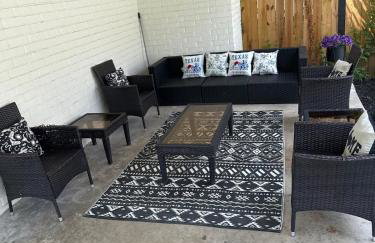 Spacious 3 bedroom 2 bath home in Downtown - Foto 49